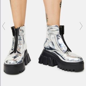Dolls Kill combat boots TOTAL ECLIPSE METALLIC